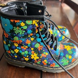Dr. Martens girls floral boots